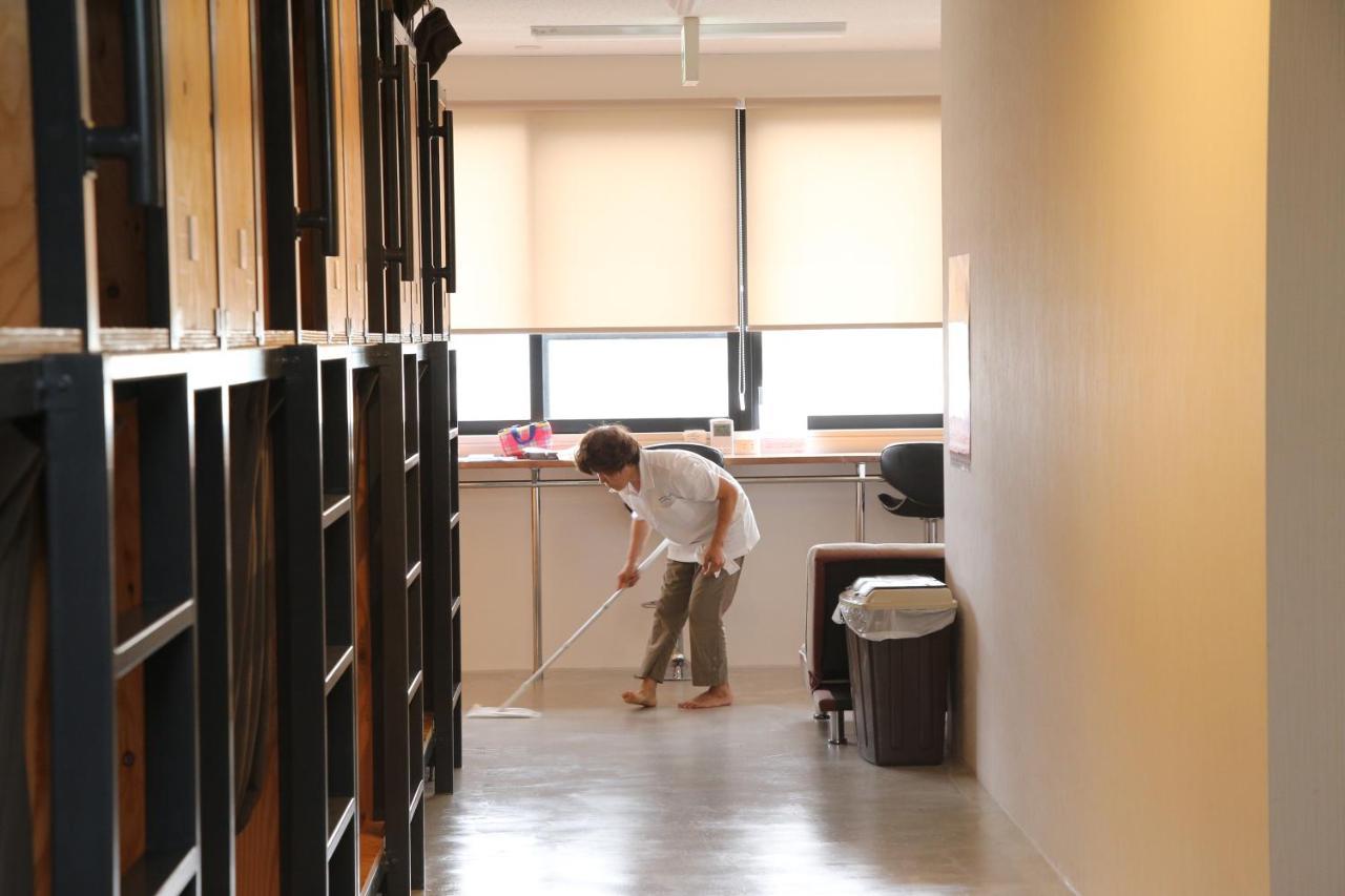 Airport Inn Naha Asahibashi Station Екстер'єр фото